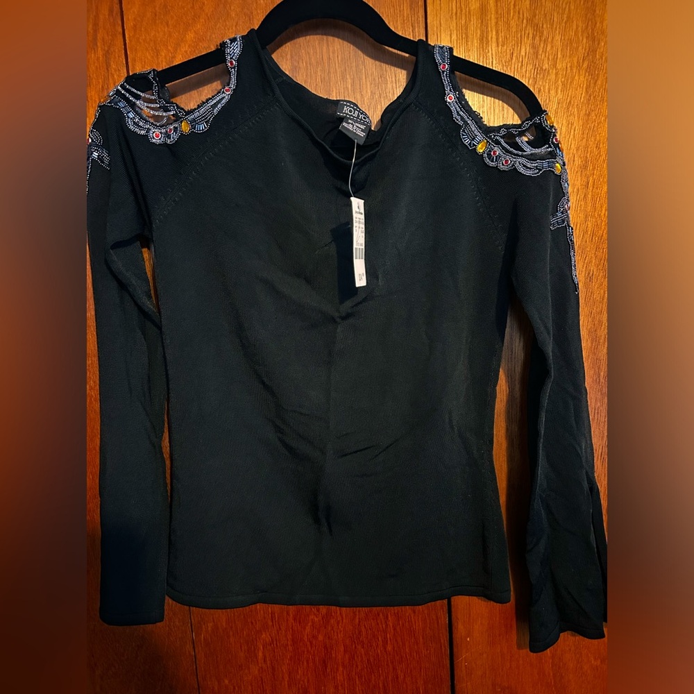 Stretchy spandex embellished blouse